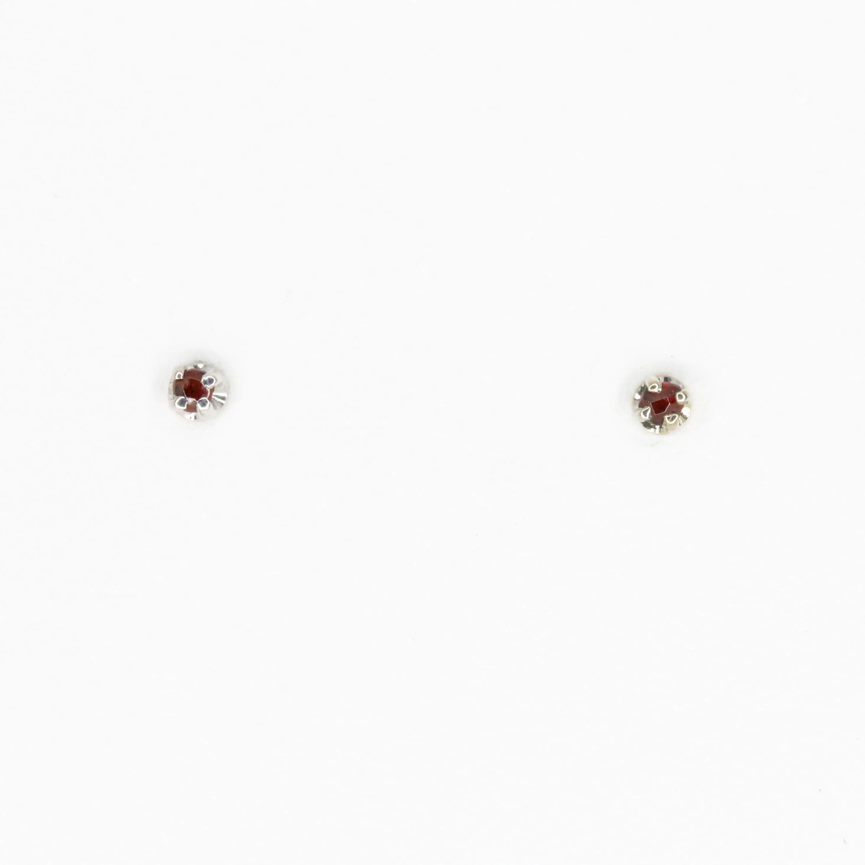 Round Cut Garnet Earrings set in 9ct White Gold