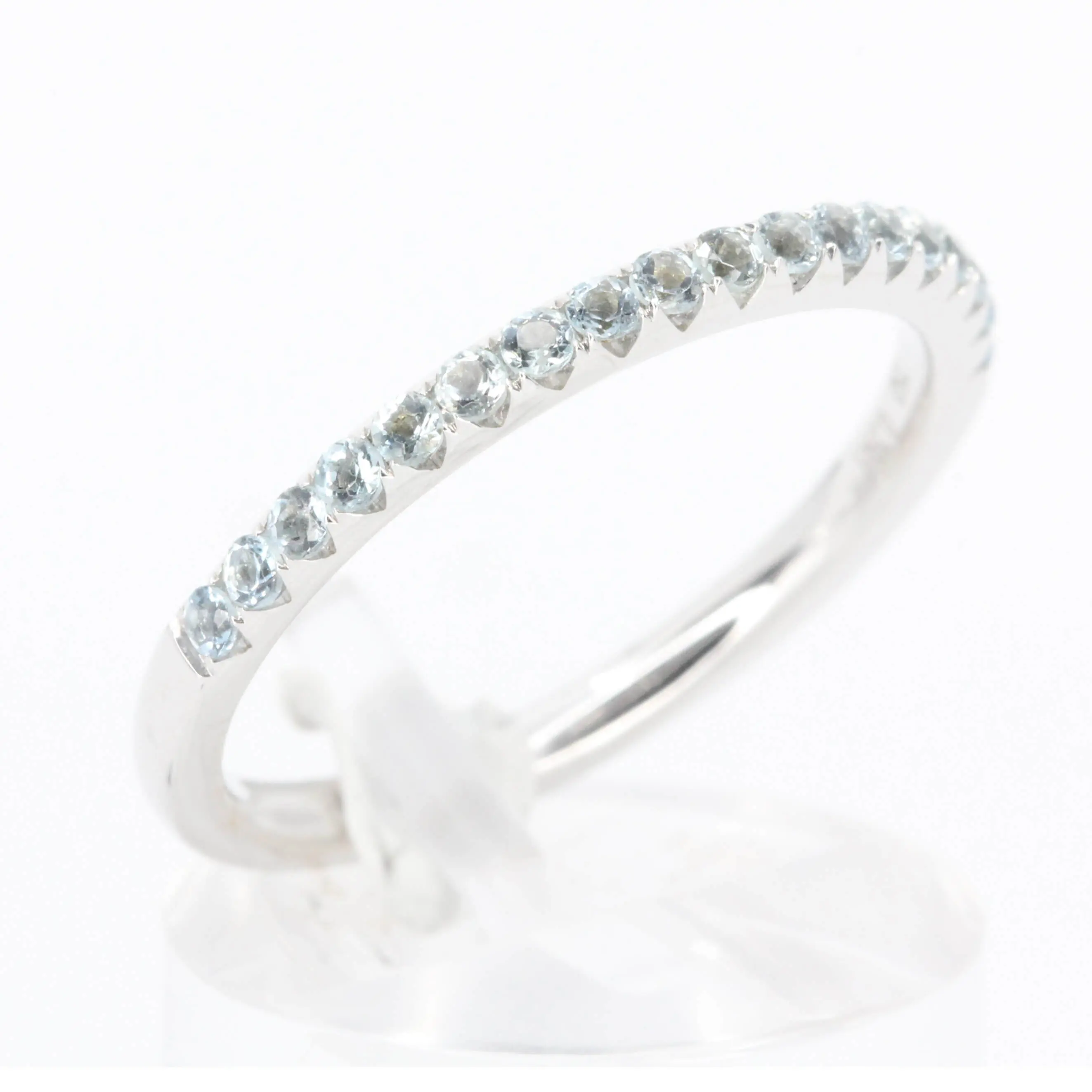 Aquamarine Bead Wedder Set in 18ct White Gold