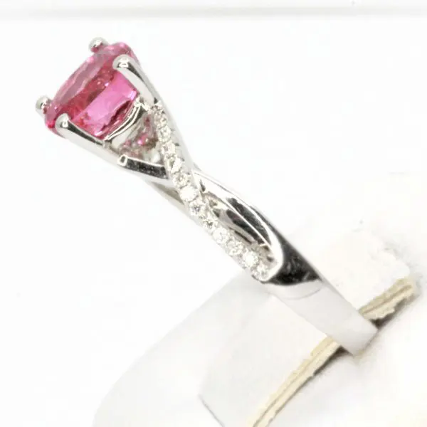 Oval Shape Pink Tourmaline Ring with Accents of Diamonds Set in 18ct White Gold