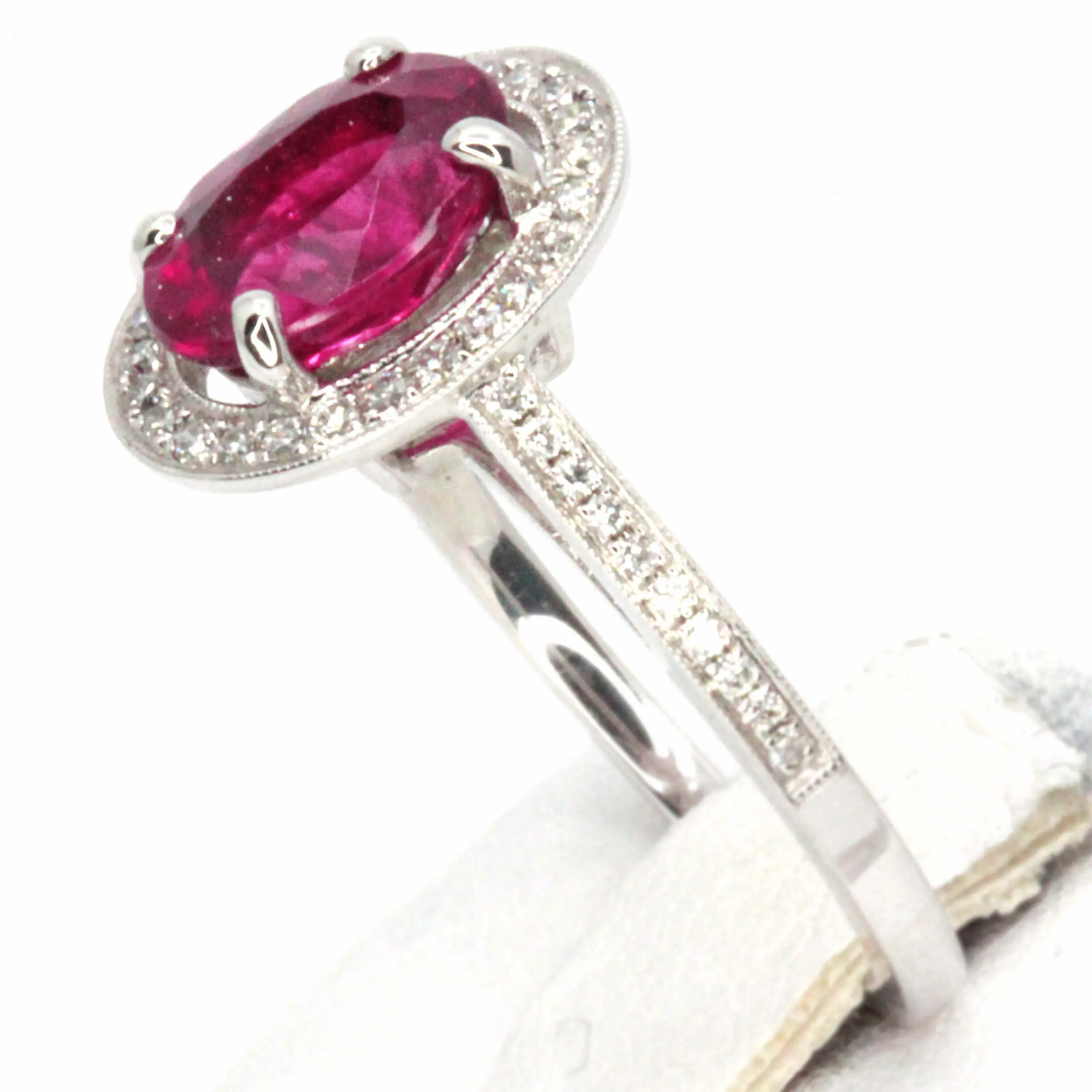 Oval Shape Pink Tourmaline Ring with Accents of Diamonds Set in 18ct White Gold