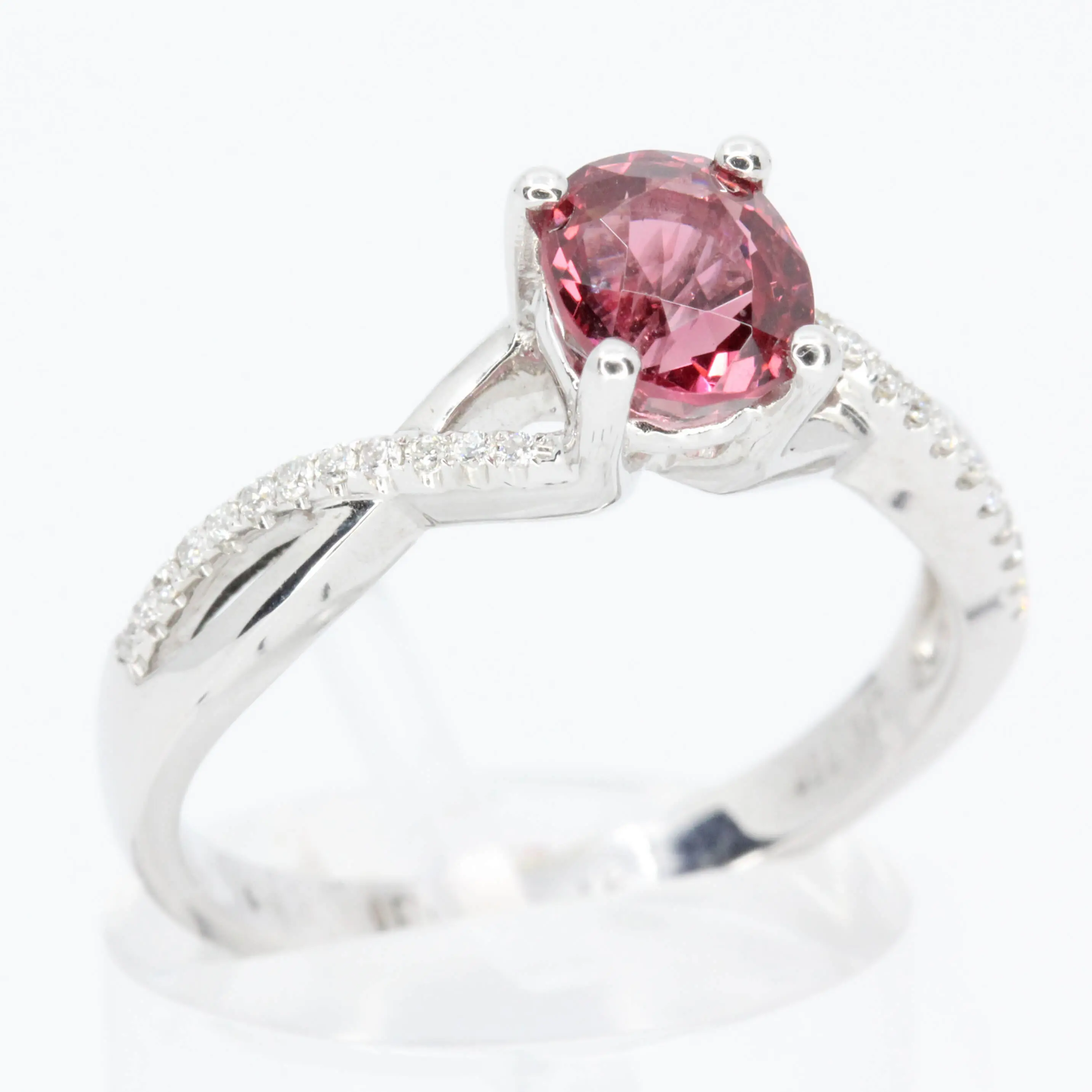 Oval Shape Pink Tourmaline Ring with Accents of Diamonds Set in 18ct White Gold
