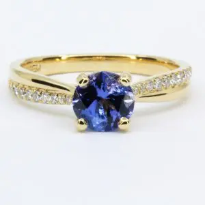 18ct Yellow Gold Tanzanite and Diamond Ring
