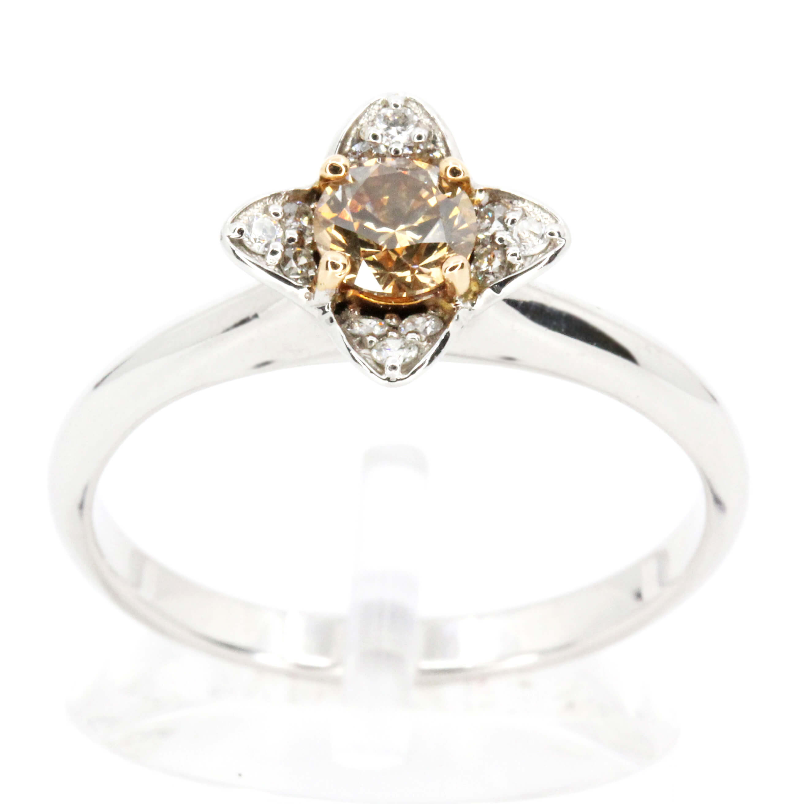 18ct White Gold Certified Round Brilliant Cut Chocolate Diamond Ring