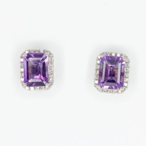 Emerald Cut Amethyst with Halo of Diamond set in 18ct White Gold