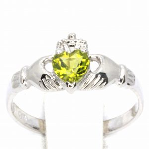 Heart Cut Peridot Claddagh Ring Set in 18ct White Gold