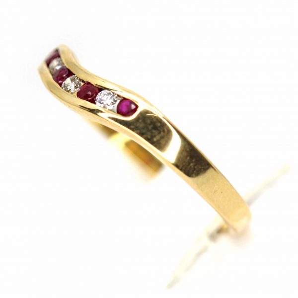 Ruby & Diamond Fitted Wedding Band Set in 18ct Yellow Gold