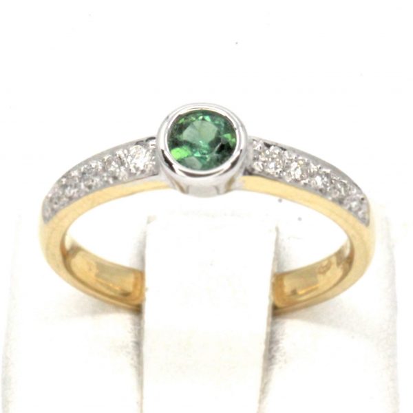 Round Cut Solitaire Green Tourmaline Ring with Accents of Diamonds Set in 18ct White Gold