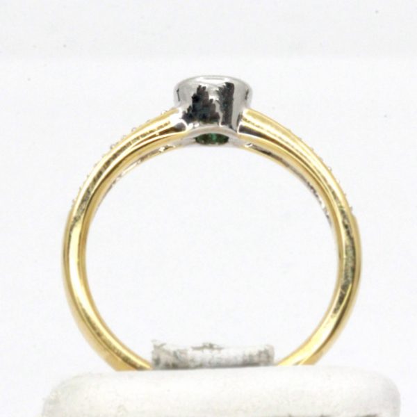 Round Cut Solitaire Green Tourmaline Ring with Accents of Diamonds Set in 18ct White Gold