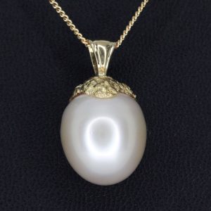 Pale Gold South Sea Pearl Pendant set in 18ct Yellow Gold