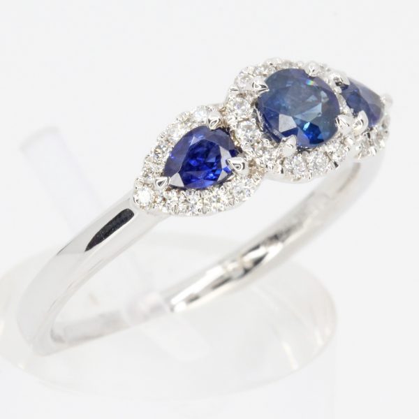3 stone blue diamond ring