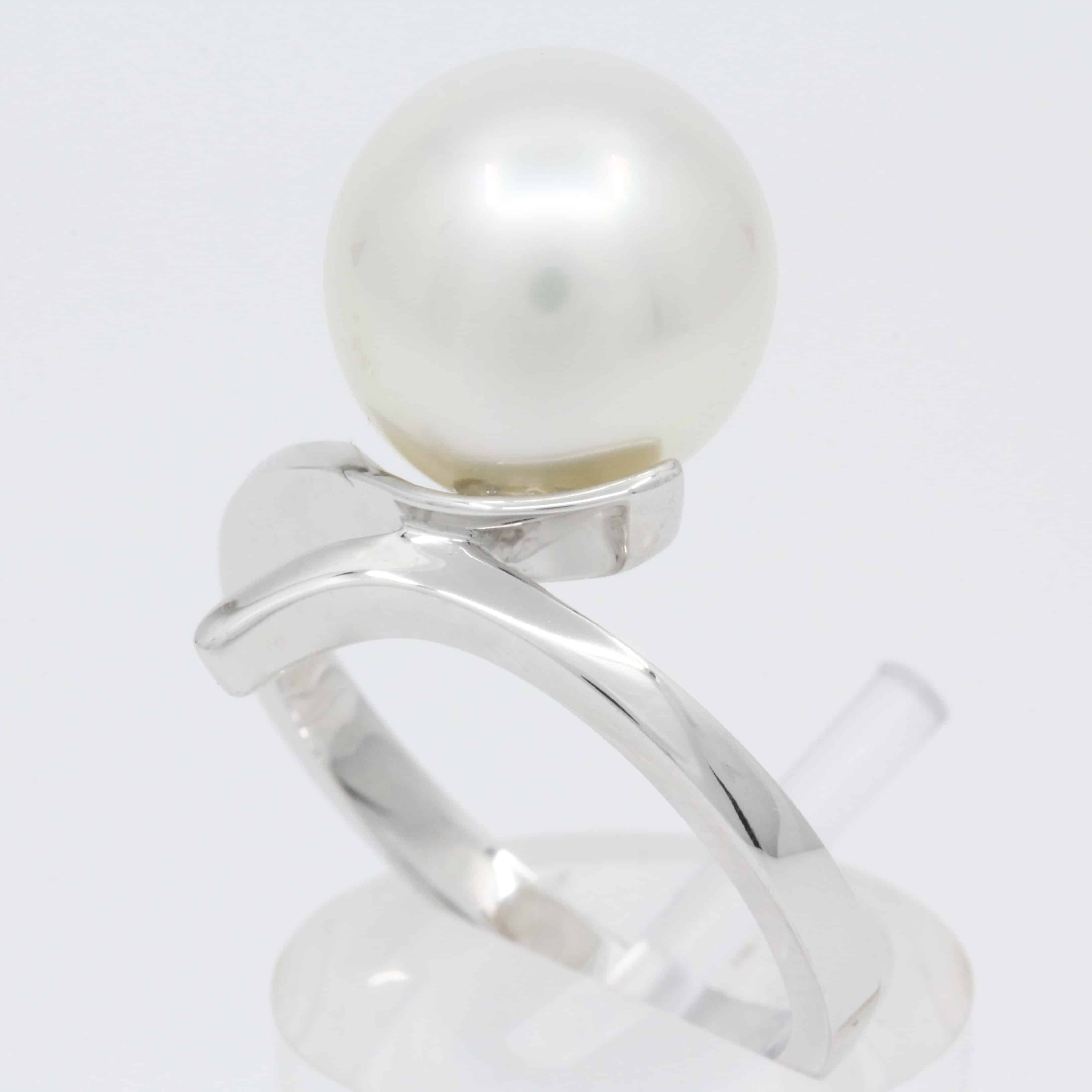 south sea white pearl ring