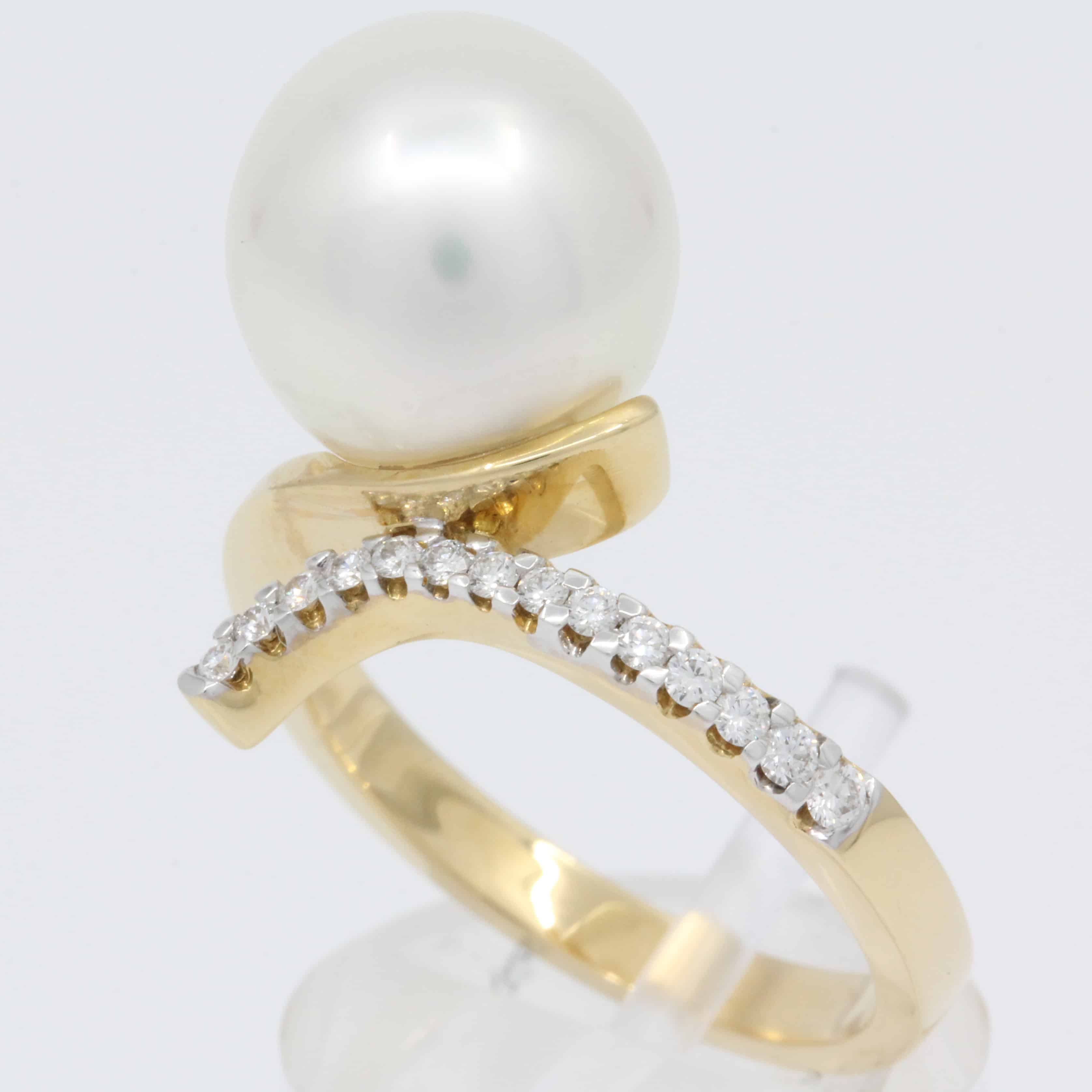 white pearl with diamonds yellow gold ring