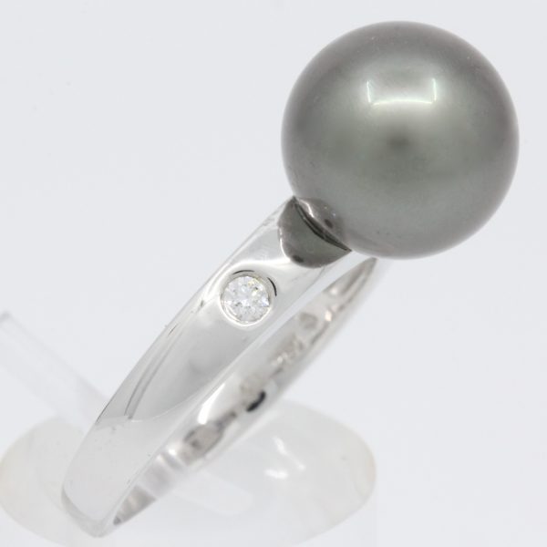White Gold Tahitian Pearl Ring with Accent Diamonds