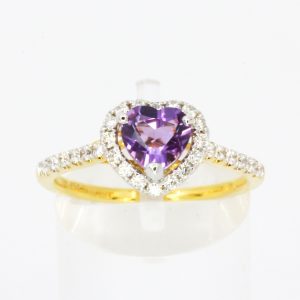 18ct Yellow Gold Amethyst and Diamond Ring