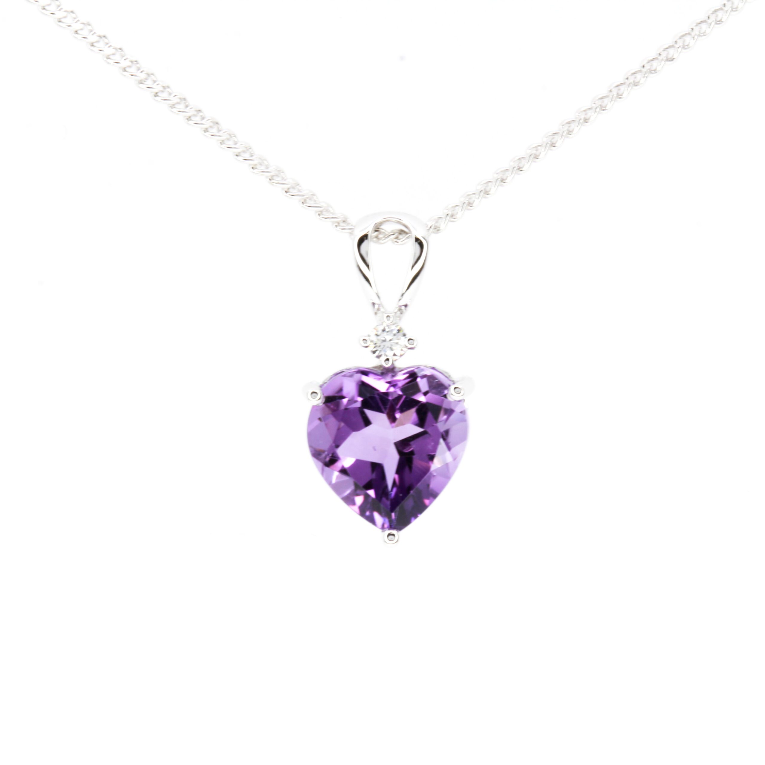 18ct White Gold Amethyst Heart Pendant 
