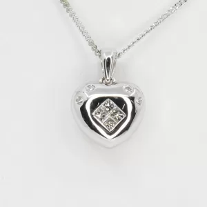 18ct White Gold Diamond Pendant