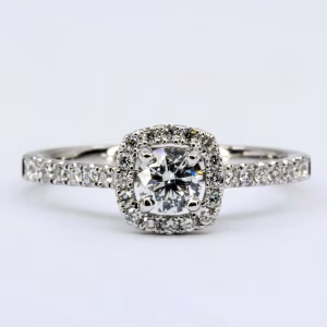18ct White Gold Certified Round Brilliant Cut Diamond Ring
