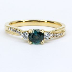 18ct Yellow Gold Montana Sapphire and Diamond Ring