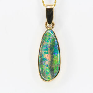 18ct Yellow Gold Queensland Boulder Opal Pendant