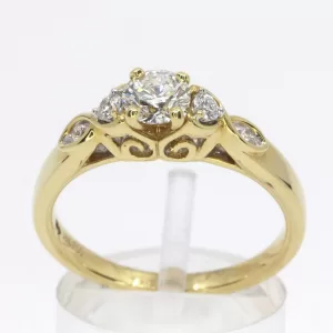 18ct Yellow Gold Certified Round Brilliant Cut Diamond Ring