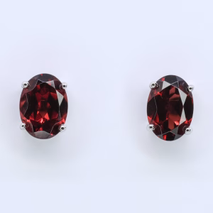 18ct White Gold Garnet Earrings