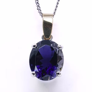 18ct Gold Iolite Pendant