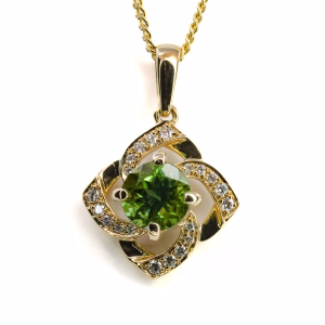 18ct Yellow Gold Green Tourmaline and Diamond Pendant