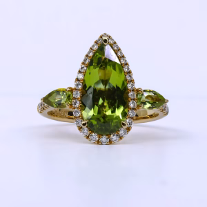 18ct Yellow Gold Peridot and Diamond Ring