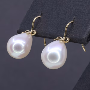 18ct Yellow Gold Freshwater Pearl Drop Earrings
