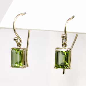 9ct Yellow Gold Peridot Drop Earrings
