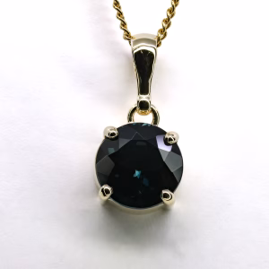 9ct Yellow Gold London Blue Topaz Pendant