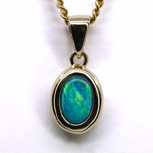 14ct Yellow Gold Opal Doublet Pendant