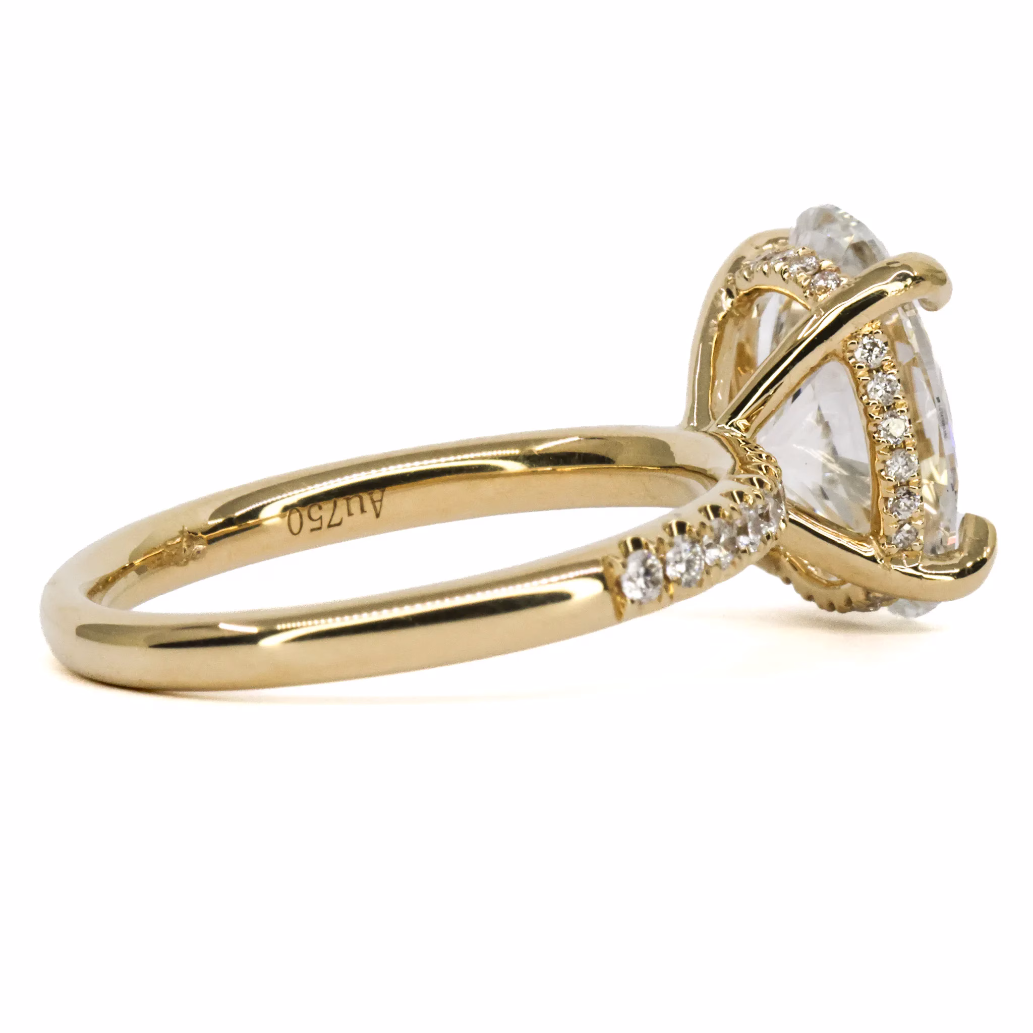 18ct Yellow Gold Certified Lab Grown Diamond Ring - Image 2